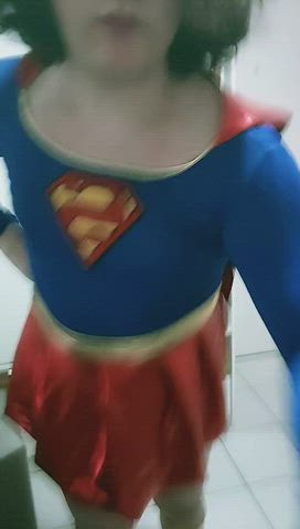 been a while since I posted here, so have a supergirl cosplay ?