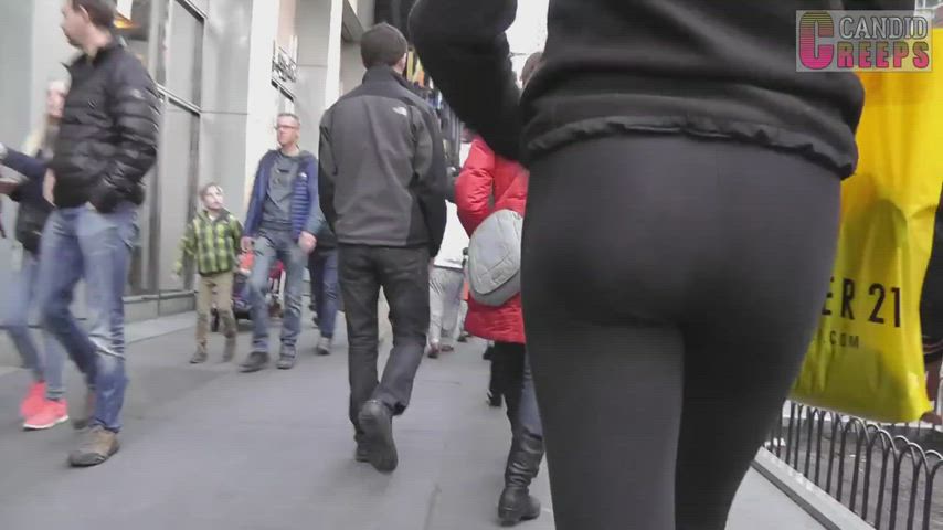 ass blonde leggings legs teen tight ass tights voyeur yoga pants gif