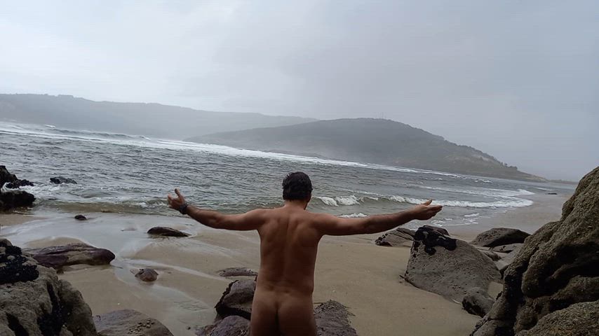 Cloudy day. Nudist time. 