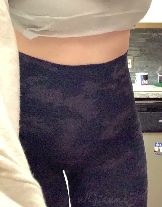 Gianna J camo yoga pants