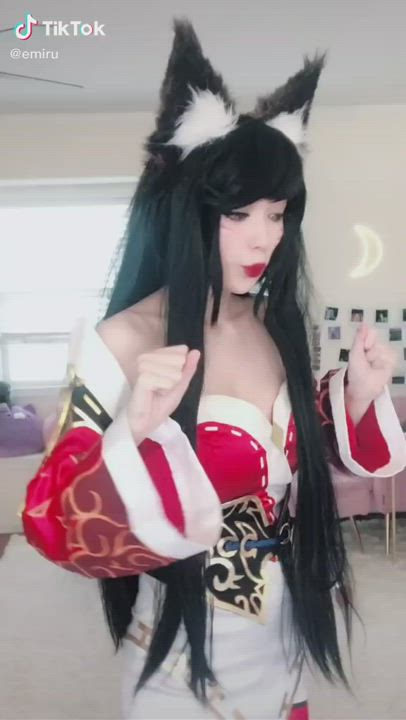 20 Years Old Cosplay Girls gif