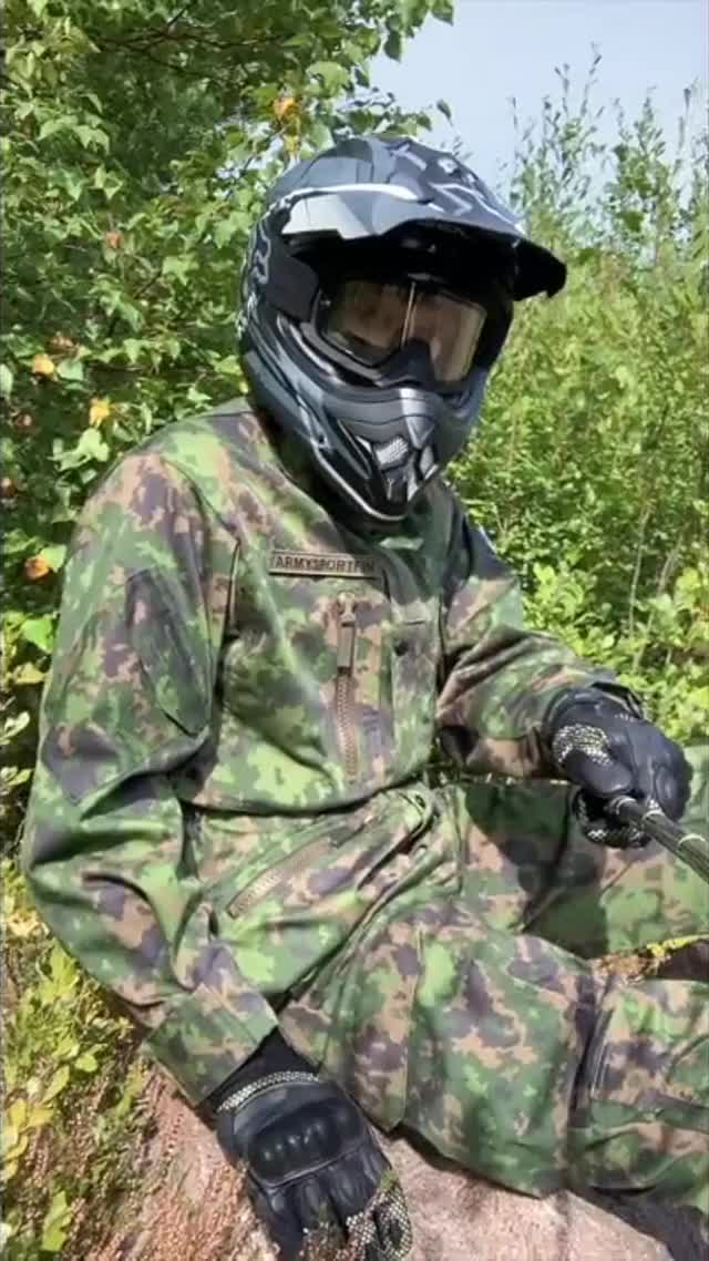 Tactical wank in the woods
