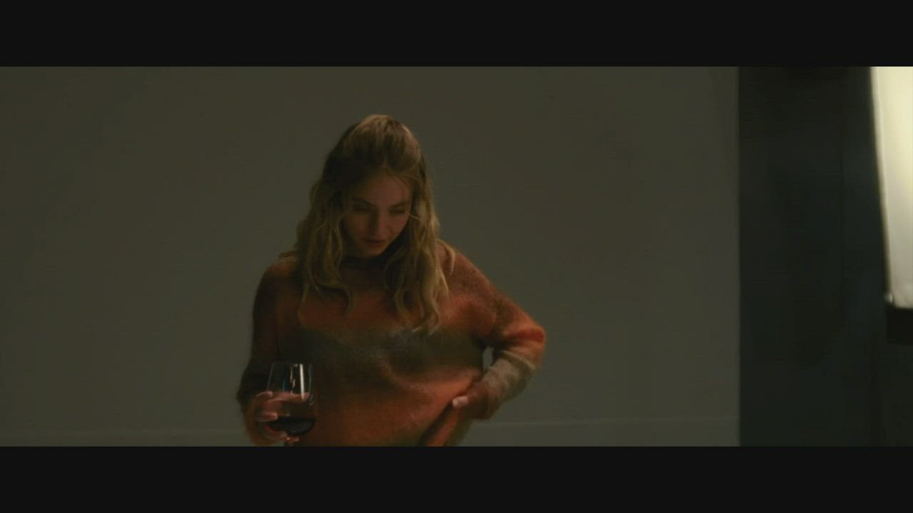 Sydney Sweeney gif