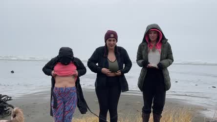 37 degree beach drop with my girls ?