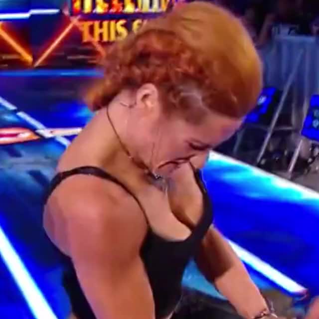 Becky Lynch 🥵