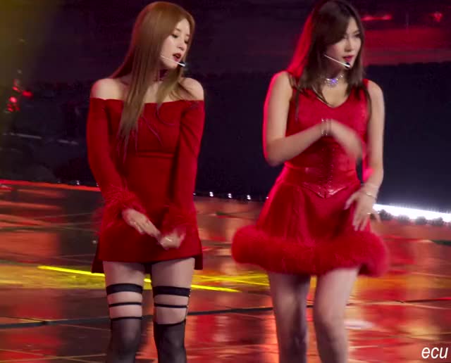 Apink Chorong & Hayoung on 181201 at MMA