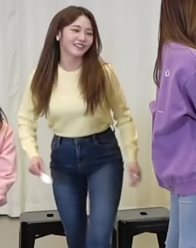 200329 Fromis 9 Jisun