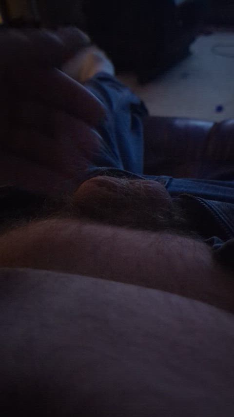 Will someone help this chubby limp cock get nice and hard? 