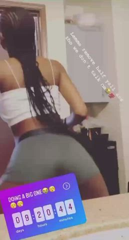 Ebony Teen Twerking gif