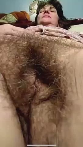 granny hairy pussy mature gif