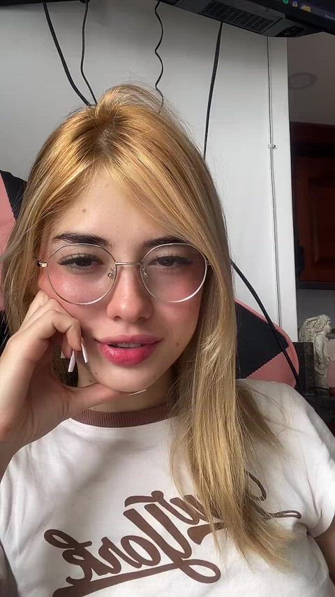 braless colombian cute glasses tiktok tik-tok gif