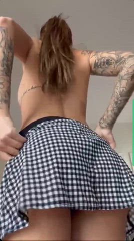 big ass innies skirt gif