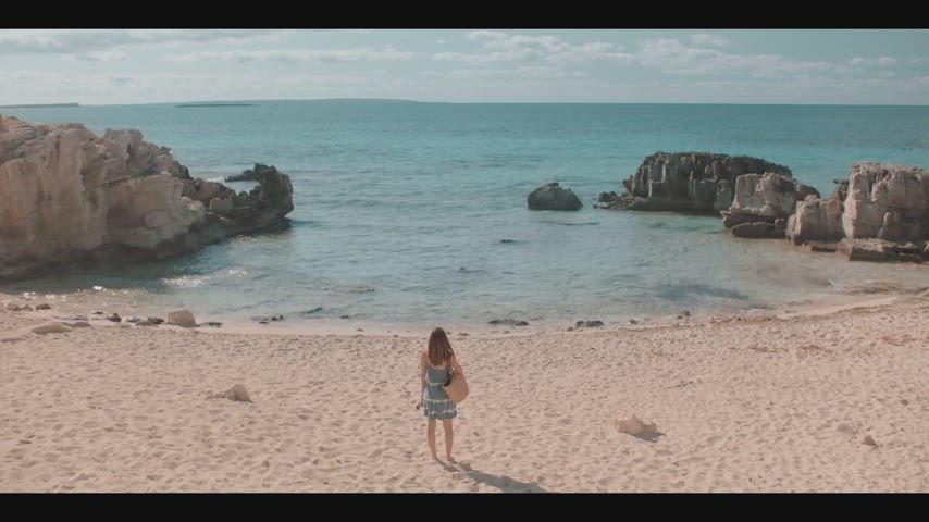 beach movie spanish gif