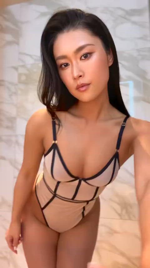 japanese model sexy gif