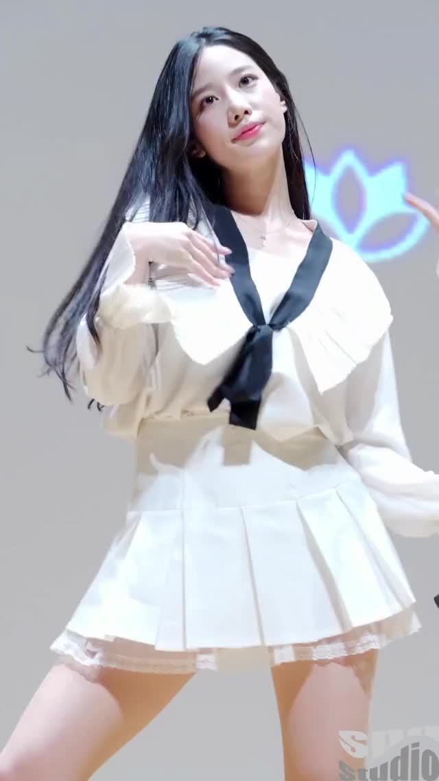 190503 Berry Good - Johyun 8