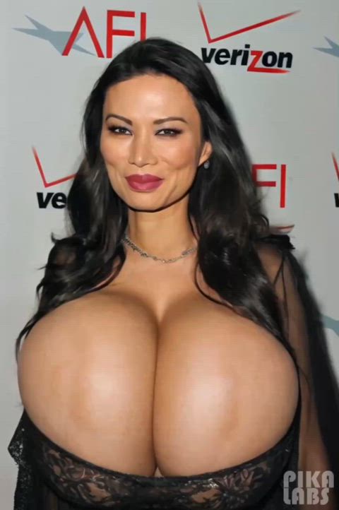 asian huge tits minka bimbos breastexpansion busty-asians gif