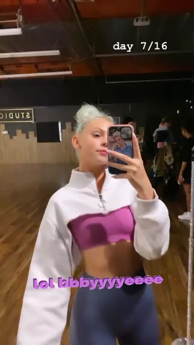 Jordyn Jones - Instagram Story, 10/28/2019