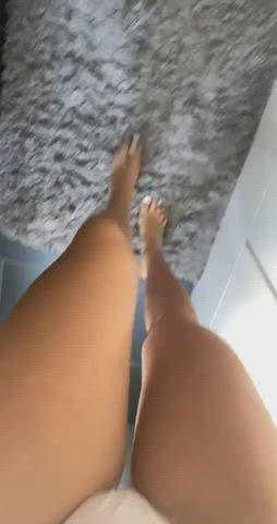 18 Years Old Cute Feet Feet Fetish Legs Petite Schoolgirl Teen Toes gif