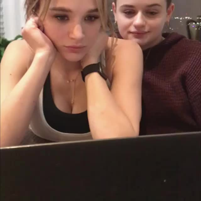 Hunter & Joey King