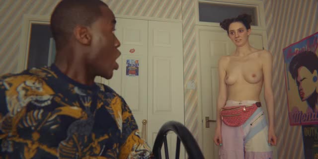 Tanya Reynolds in Sex Education (TV Series 2019– ) [S01E03]