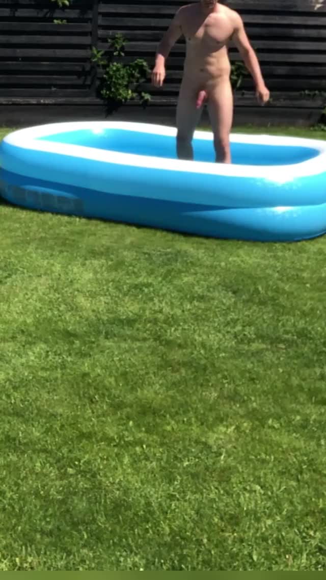 Pool walk