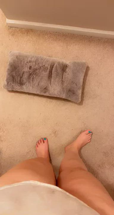 BBW Feet Toes gif