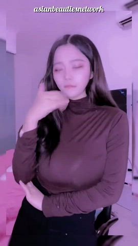 19 years old asian babe big tits boobs chinese jav japanese korean gif