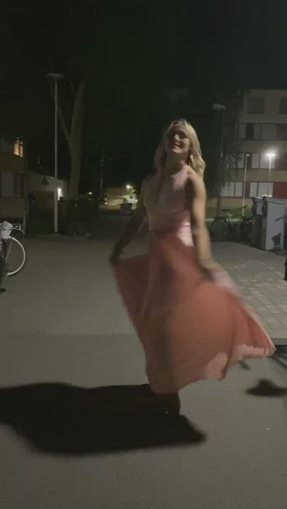 Blonde Dress Fitness Flexible Muscular Girl Swedish gif