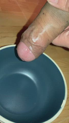 Big cum with a bit of moans this time