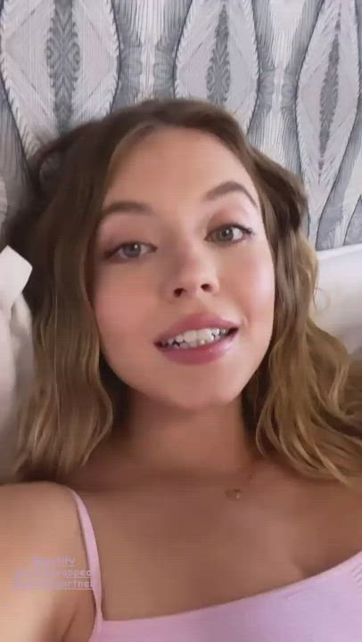 Sydney Sweeney gif