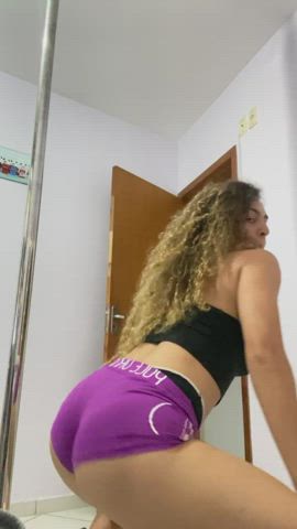 Booty Brazilian Curly Hair Dancing Long Hair Twerking gif