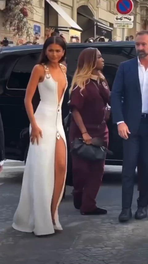 beautiful celebrity zendaya gif