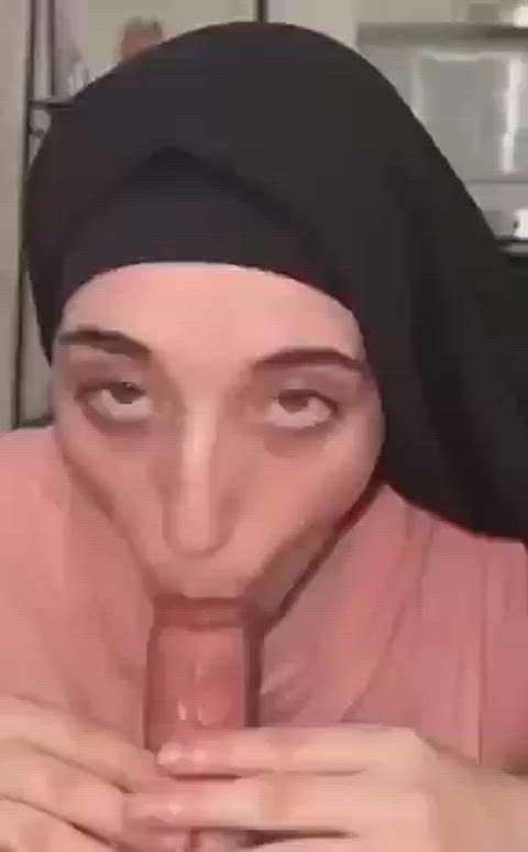 arab blowjob cock cum in mouth cute hijab muslim nsfw teen amateur-girls blowjobs