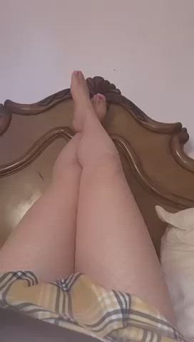 feet feet fetish milf gif