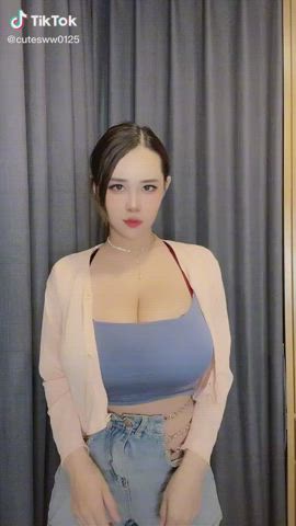 asian big tits boobs tiktok tits gif