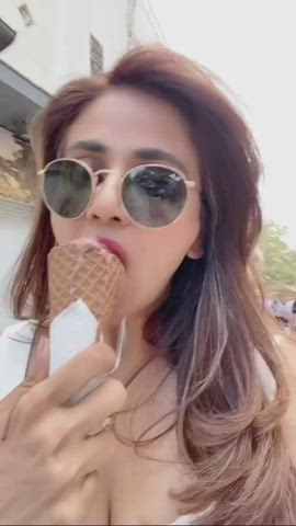 Parul Yadav shows off her Oral Skills