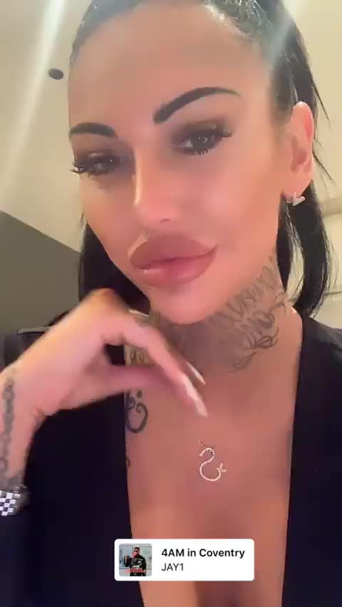 Sallie Axl (r/sallieaxl)