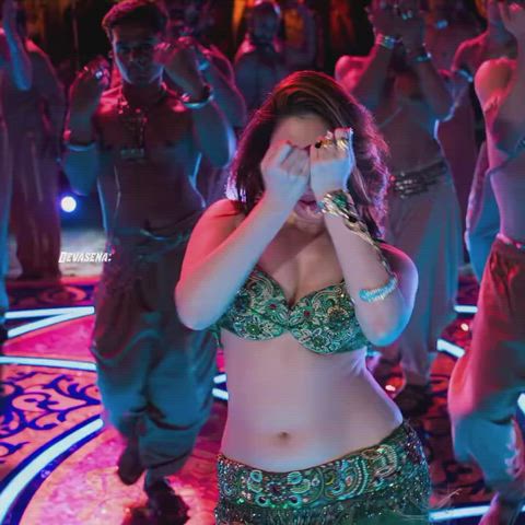 actress bollywood curvy tiny waist gif