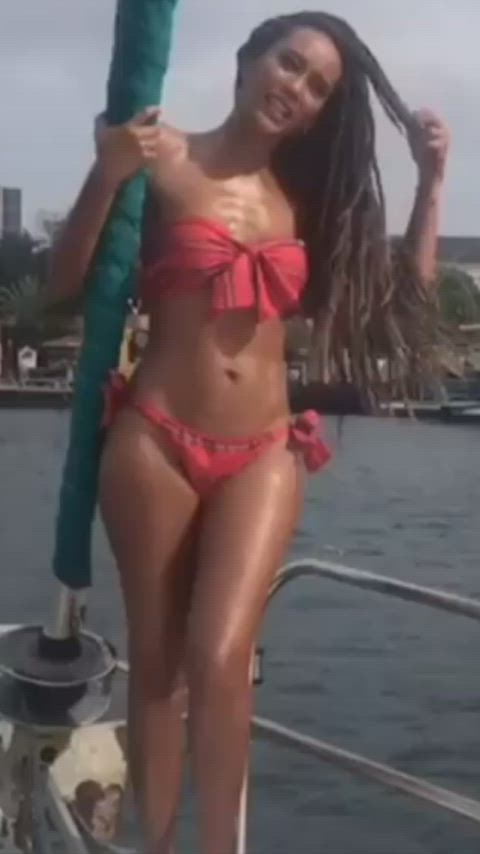 bikini brazilian celebrity curvy ebony hips hourglass legs sensual gif
