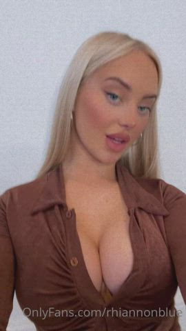 blonde boobs tits gif