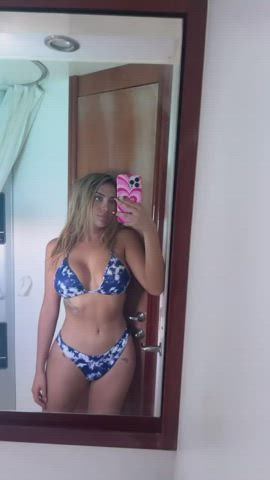 Bikini Cleavage Latina Tits gif