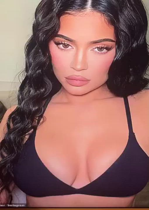 Big Tits Kylie Jenner Tribute gif