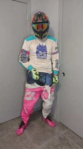 Cumming in moto gear