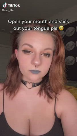 Face Sitting TikTok Tongue Fetish gif