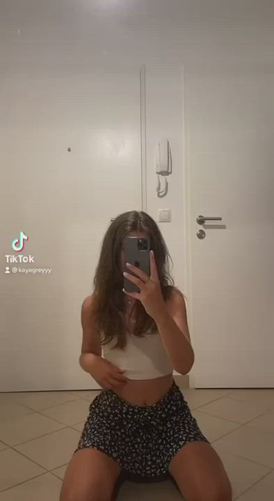 TikTok gif