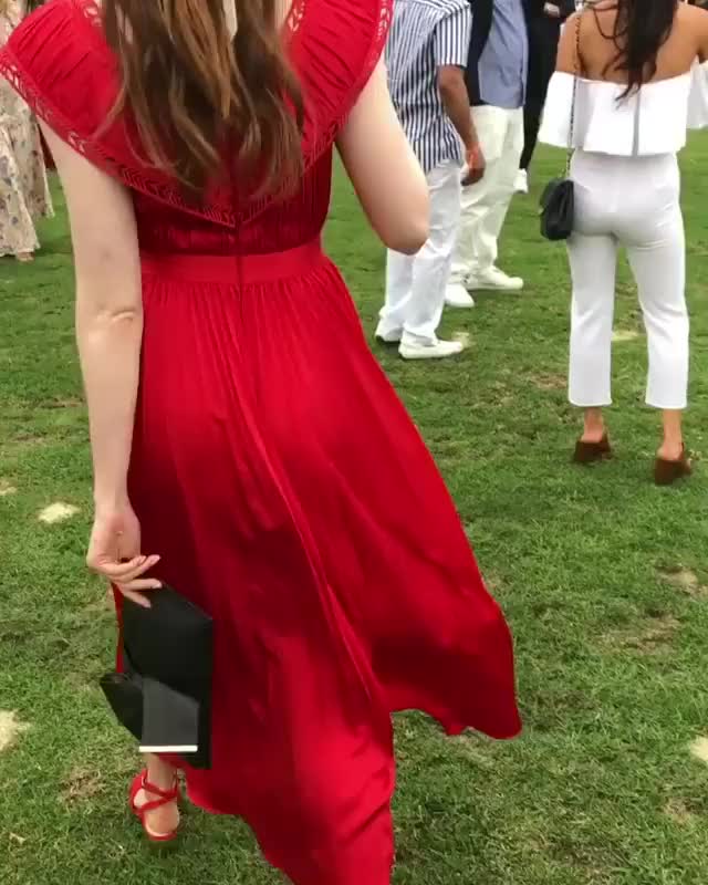 Karen Gillan gif