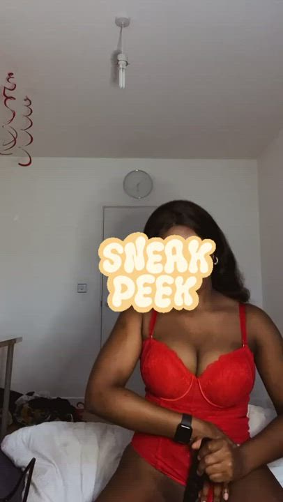 FEELING SO HORNY RIGHT NOW ? COME SAY HI I PROMISE I’LL MAKE YOU CUM