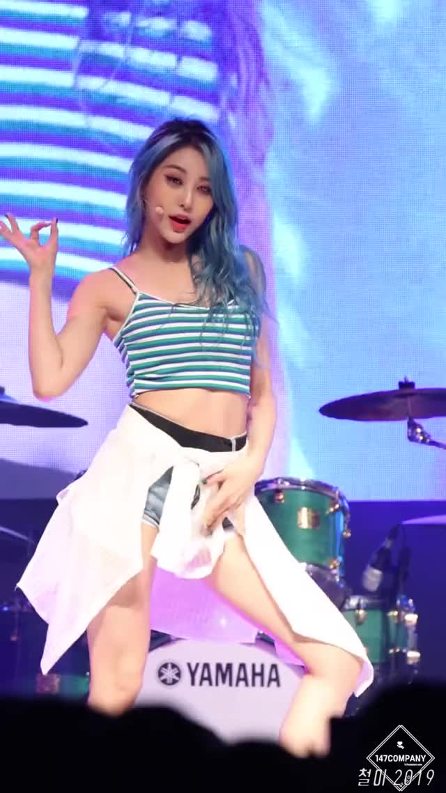 XIWON U-Go-Girl 시원 유고걸 190522 BY 147Company 수원대 축제 직캠 fancam