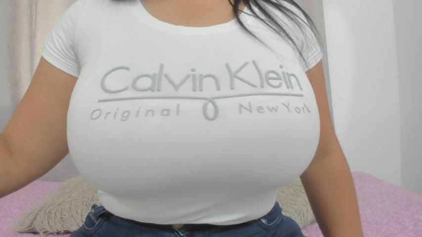 Big Tits Boobs Natural Tits Webcam gif