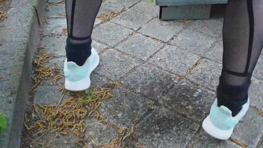 fetish flashing kinky outdoor pee peeing piss pissing public r/caughtpublic gif